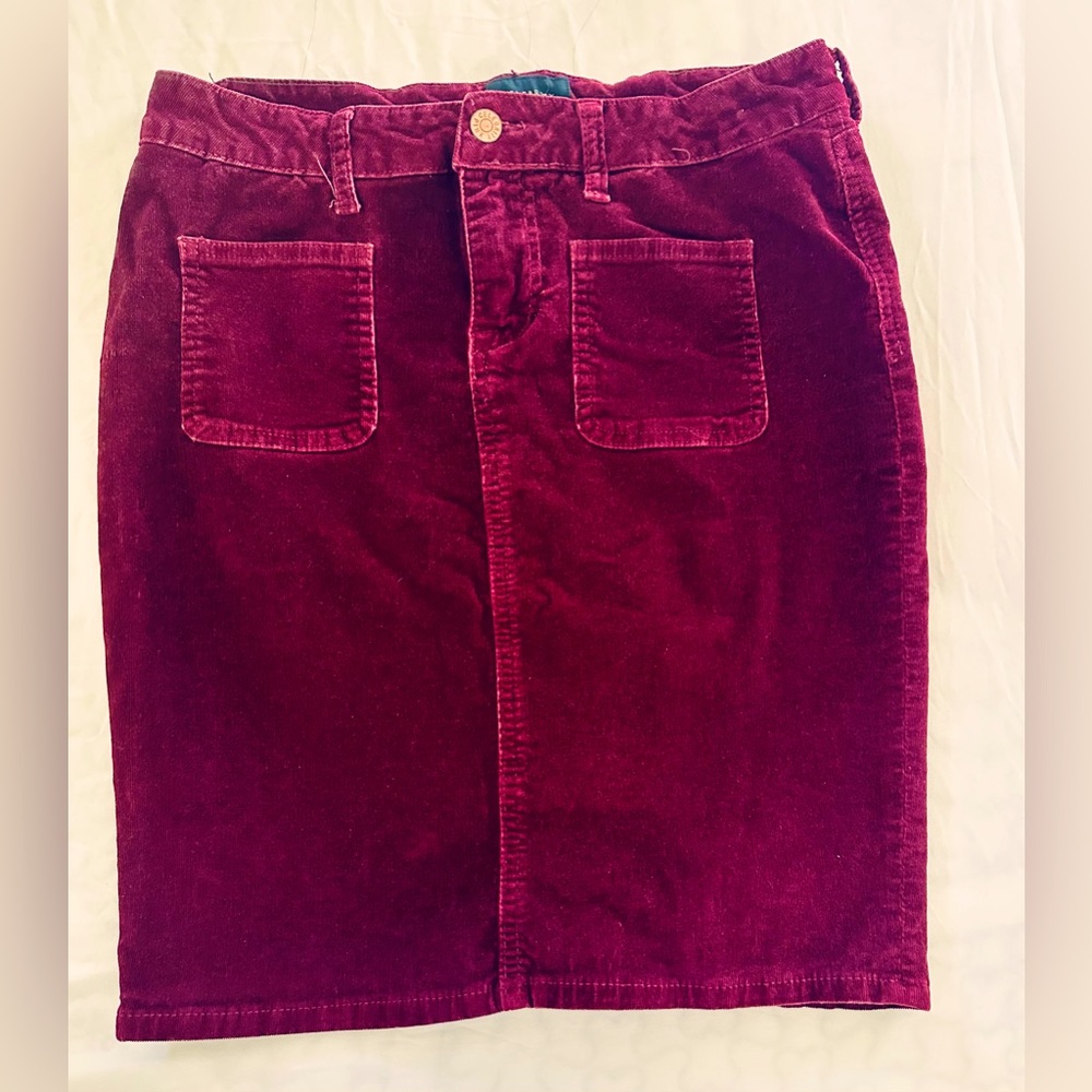 Corduroy skirt in maroon by celebrity pink